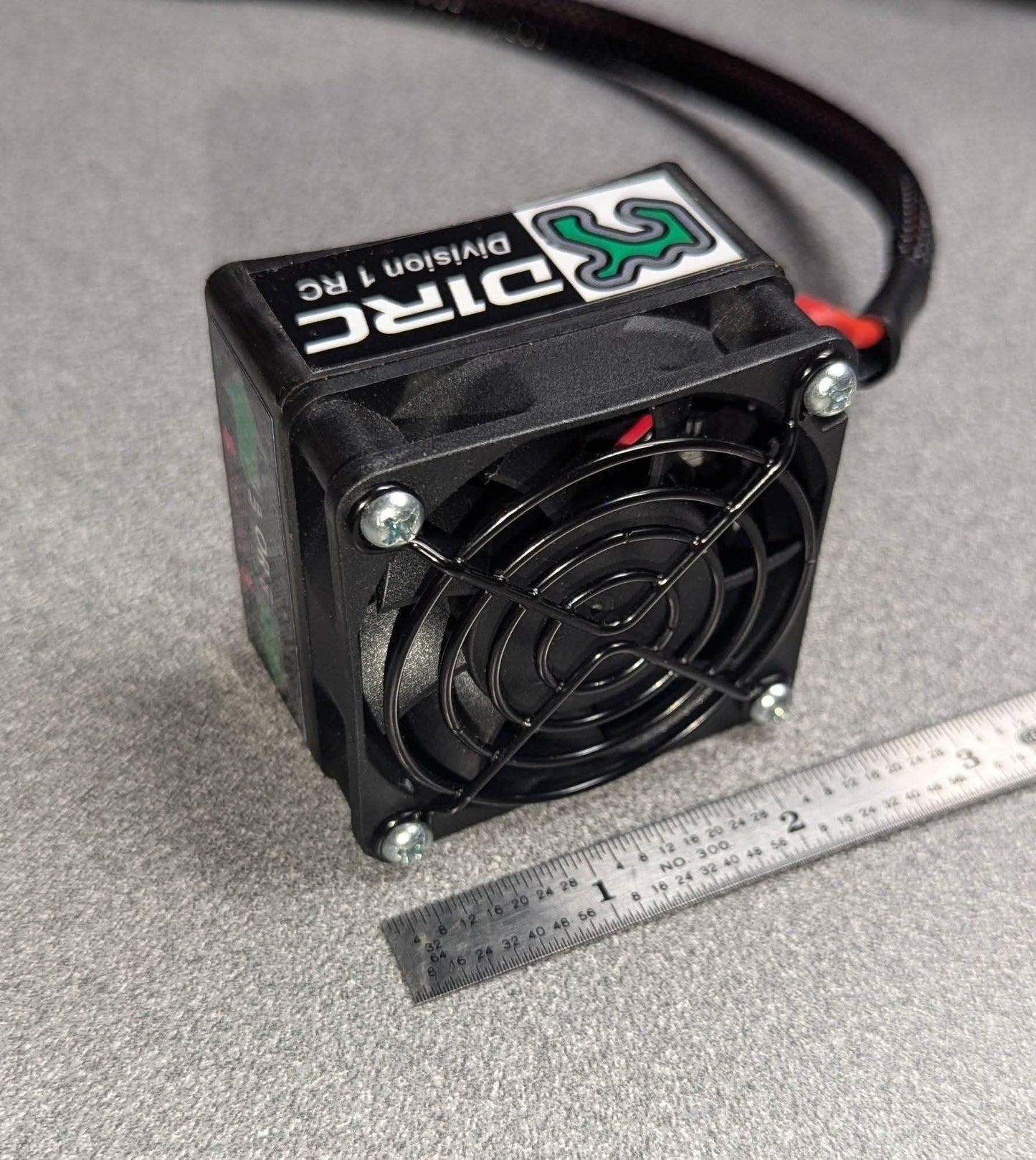 D1RC 35 amp Compact Discharger